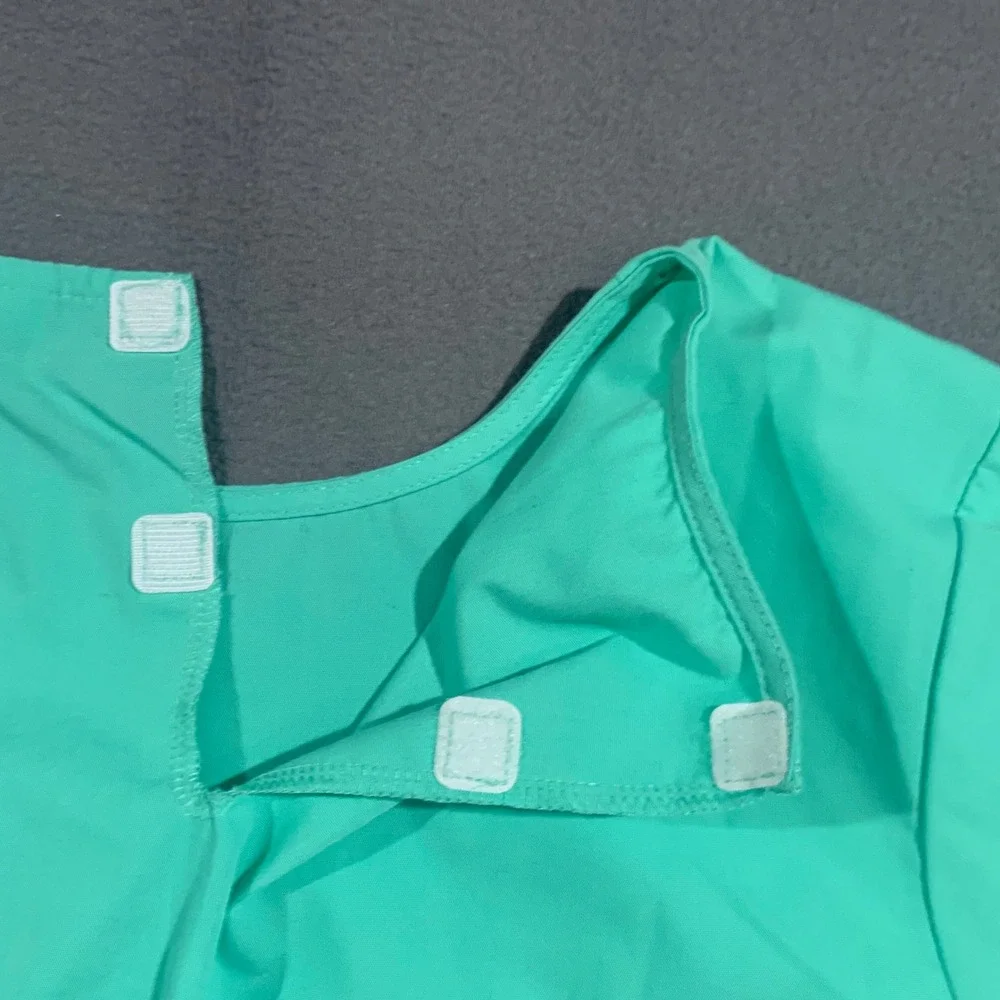 Spirit Halloween Dentist Scrubs Costume Set Mint Green Tooth Applique Size S/M - Picture 8 of 15